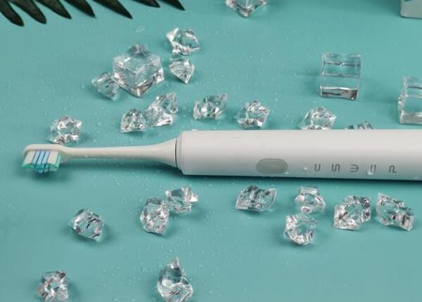 磁懸浮聲波電動牙刷 磁懸浮聲波電動牙刷