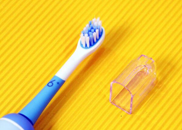 圓頭電動(dòng)牙刷兒童能不能用？刷博士為您解答！